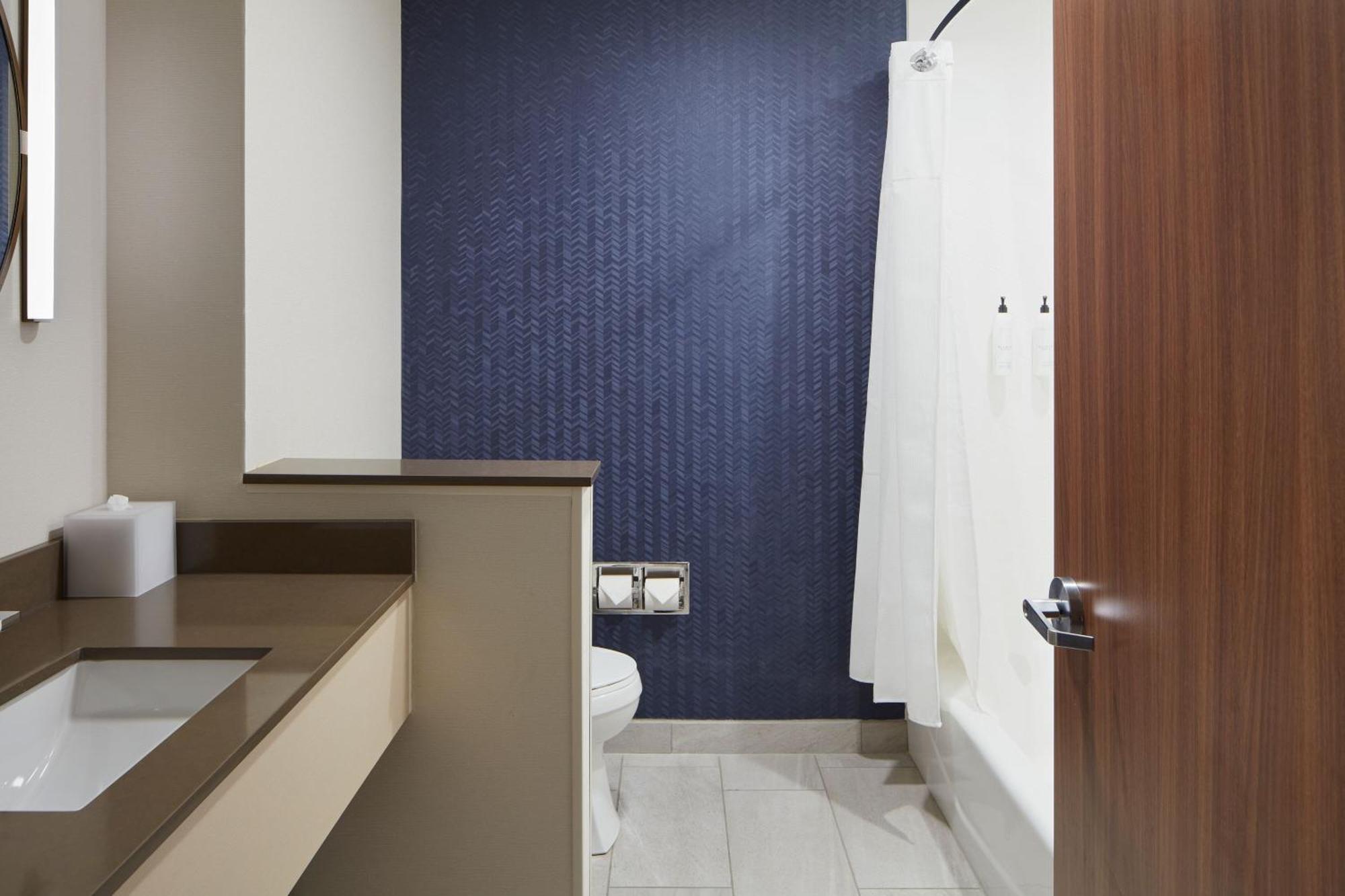 Fairfield By Marriott Inn & Suites Мидлтаун Экстерьер фото
