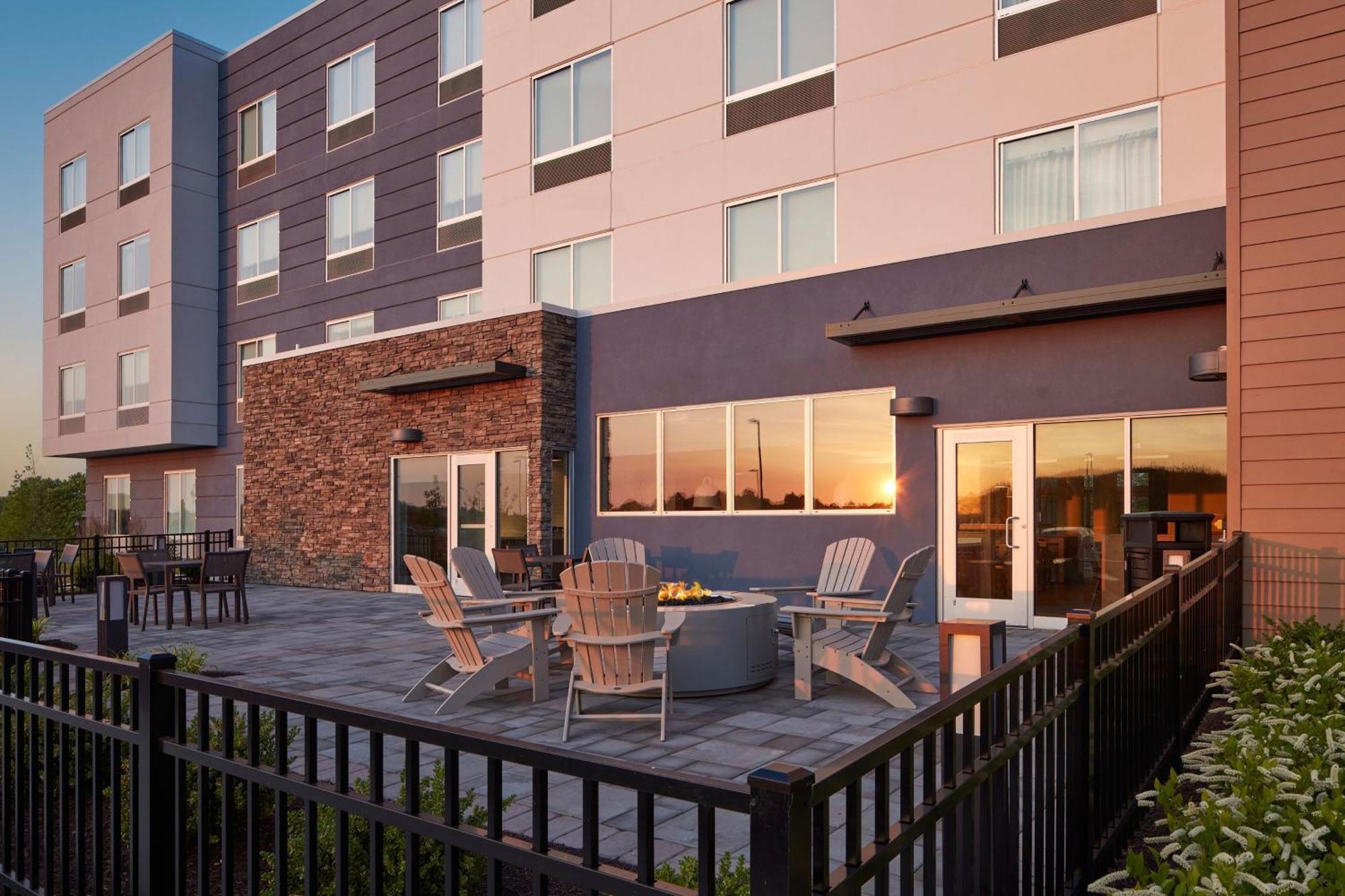 Fairfield By Marriott Inn & Suites Мидлтаун Экстерьер фото